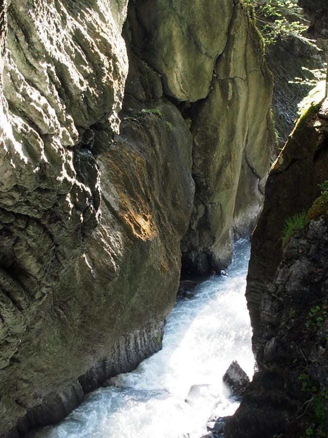 Riversong Centre Thermal Les Plans-sur-Bex Екстериор снимка