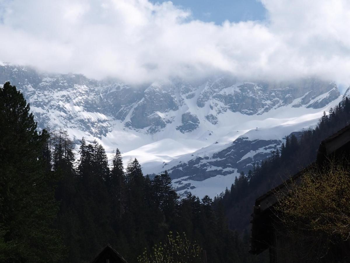 Riversong Centre Thermal Les Plans-sur-Bex Екстериор снимка